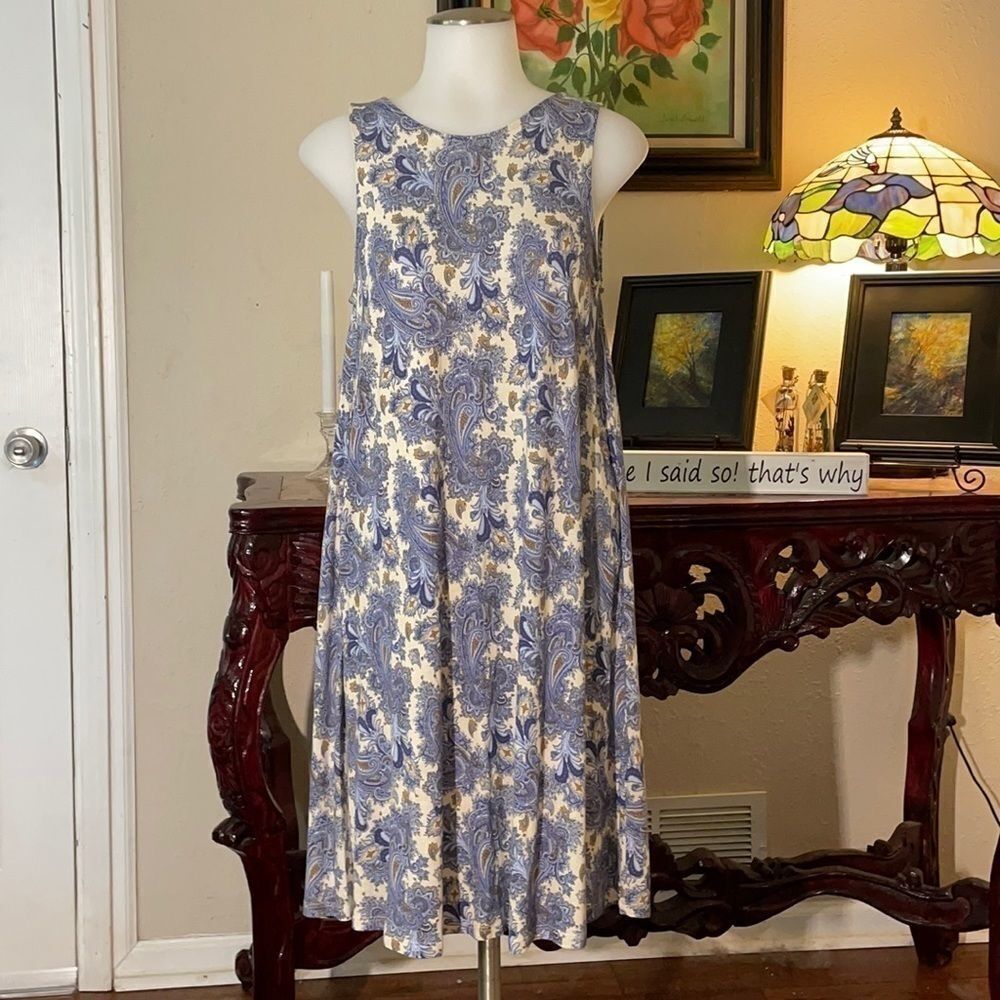 H&M Paisley shift dress